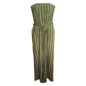 New strapless wide leg cropped jumpsuit with elastic waist and pockets